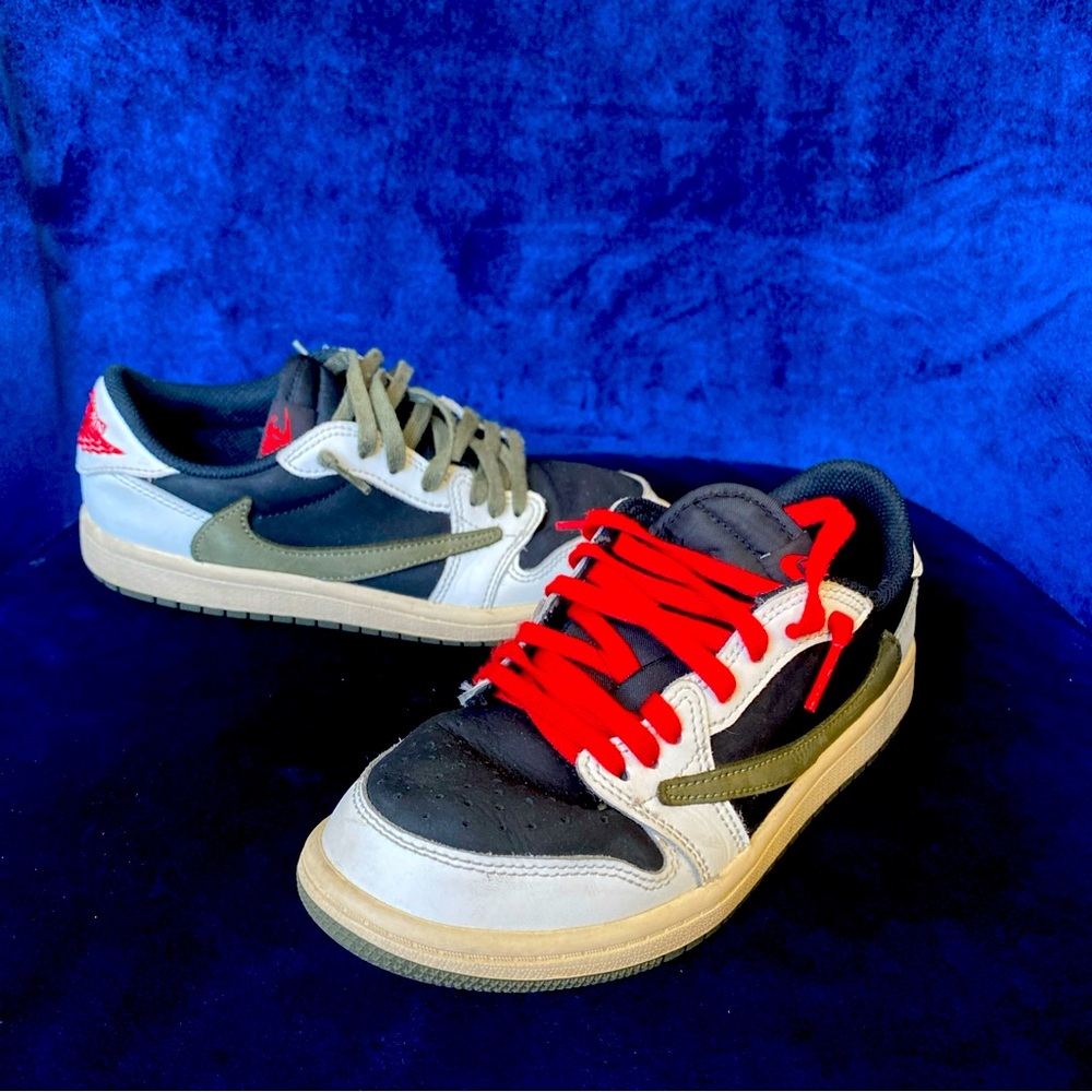 Nike Air Jordan 1 Travis Scott OG SP Low Black Olive Size 3Y